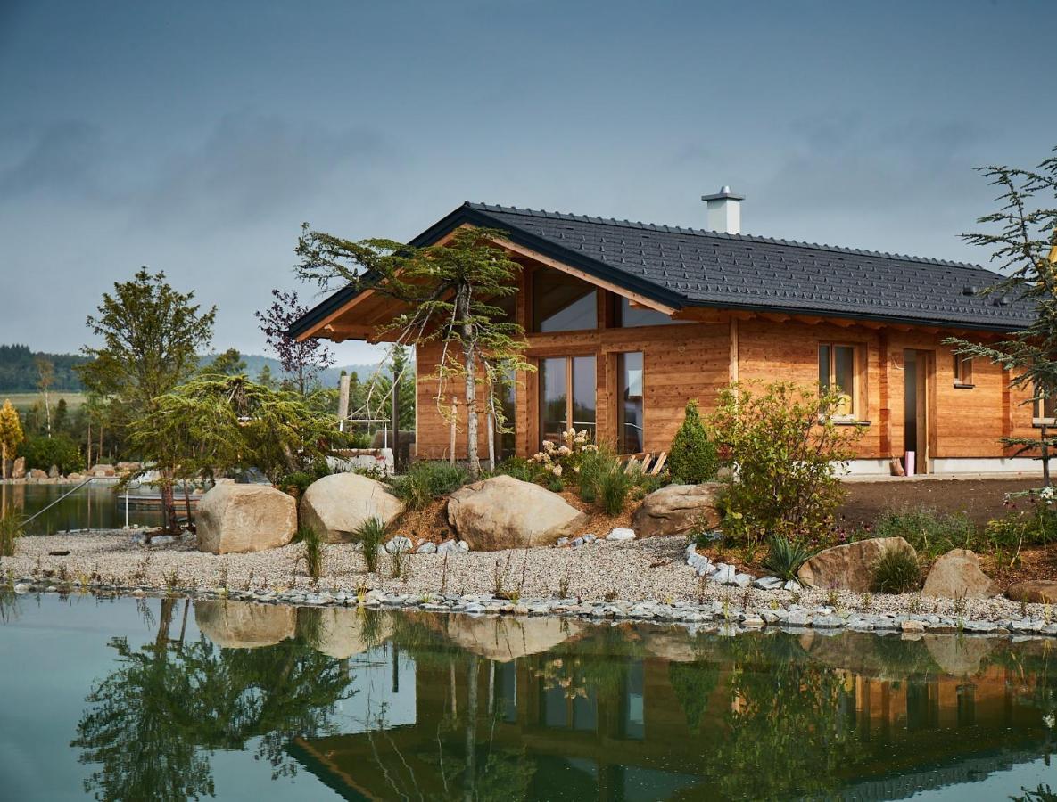 Kittenberger Chalets Am Gartensee Schiltern bei Langenlois Exterior photo